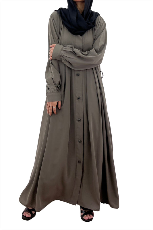 Mixing and Matching Casual Abayas for Various Occasions